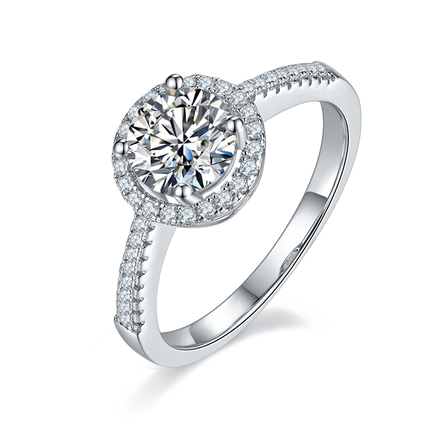 Straight Arm Luxurious Moissanite Women's Ring